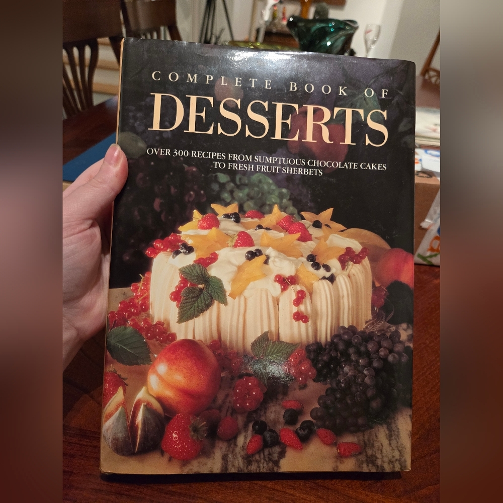 Complete Book Of Desserts  Cookbook